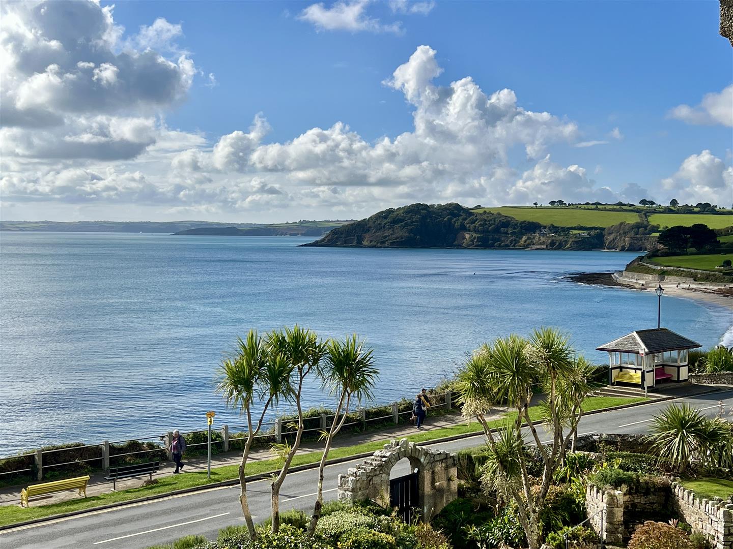 2 bed property in Devington Court, Falmouth